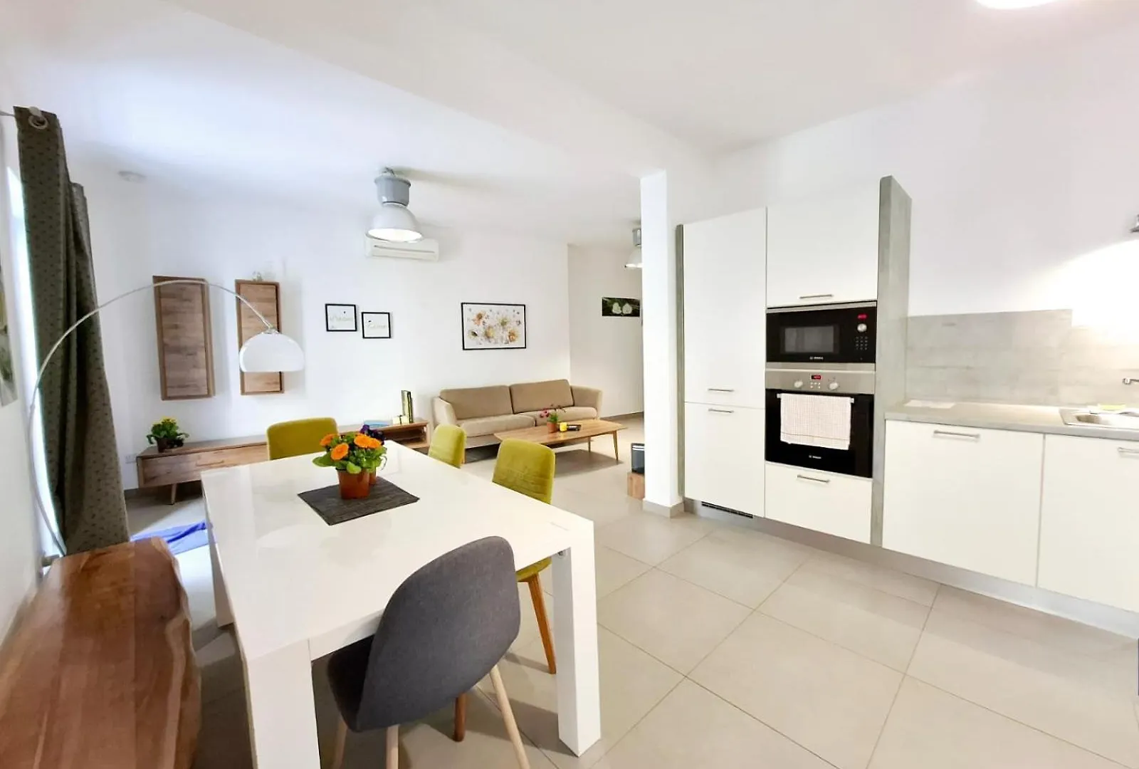 Apartment V86 - Sliema Balluta Old College Apt
