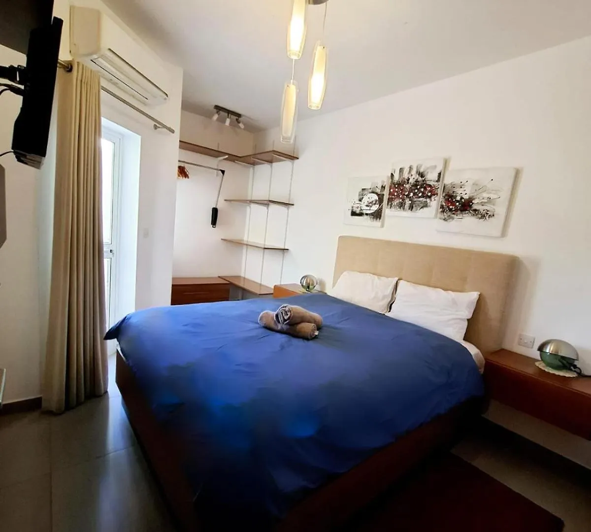 V86 - Sliema Balluta Old College Apt Apartment
